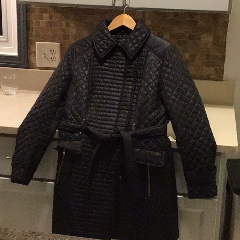 Via Spiga Black Puffer Jacket, Size M.